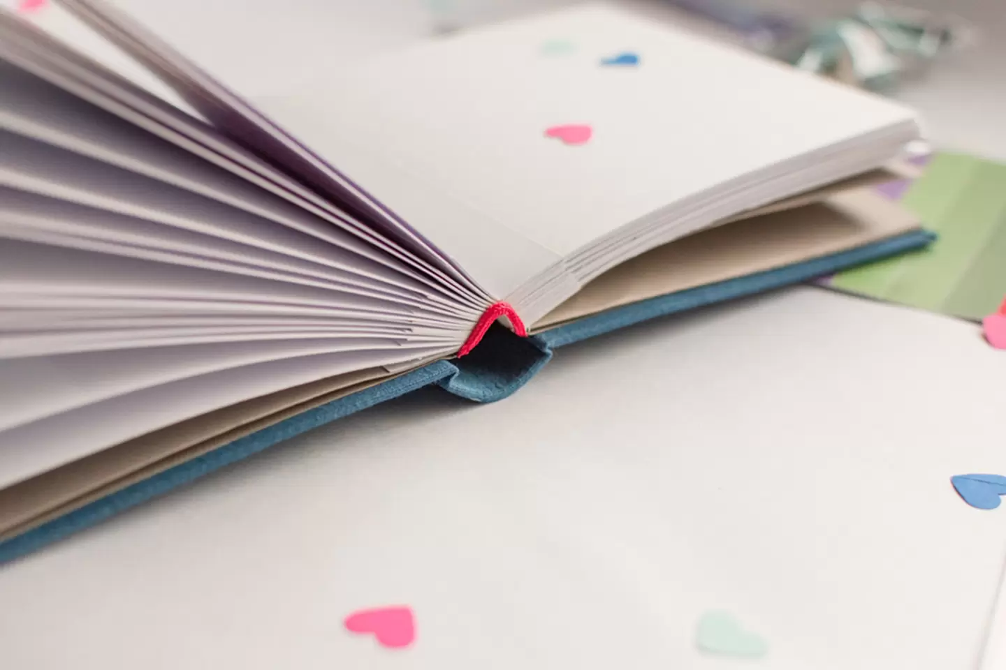 album diy hecho a mano album diy 15x15, detalle tapa dura tela y gofrado personalizado